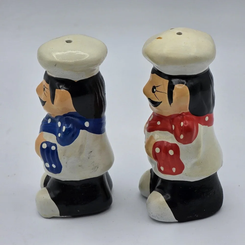 Chef Ceramic‎ Salt and Pepper Shakers Pair Hand Painted Kitchen Figurines Set